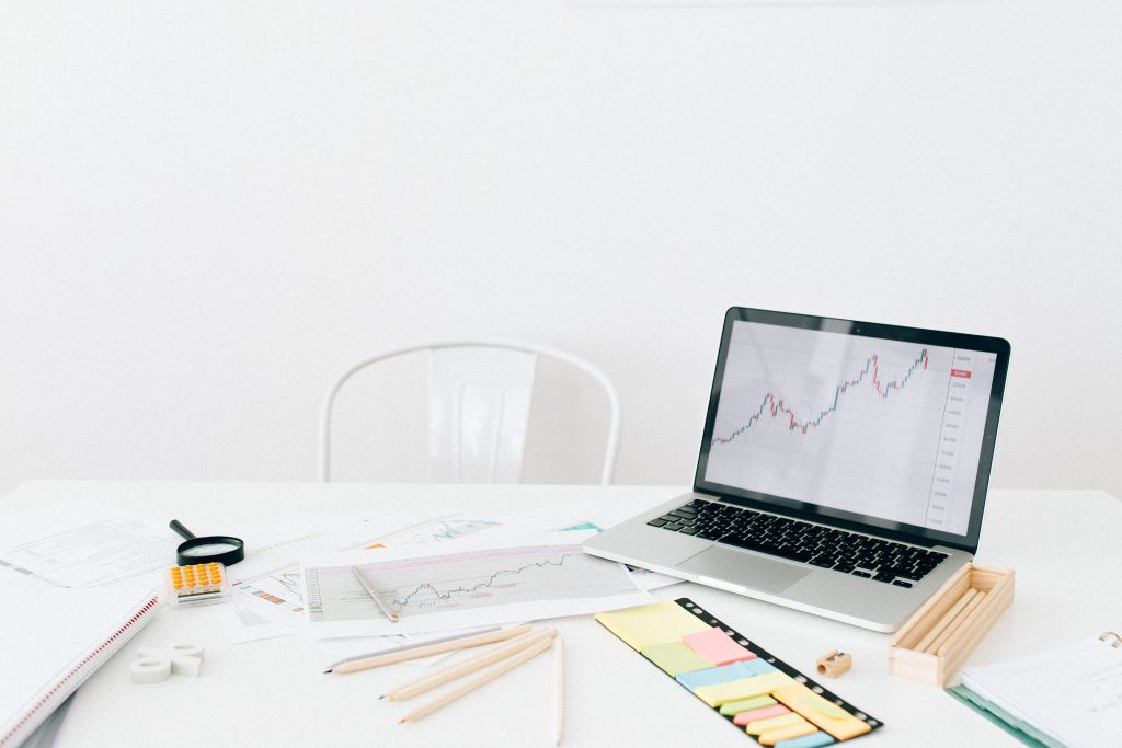 BROKERS EJEMPLO