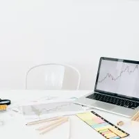 Ejemplo_Brokers